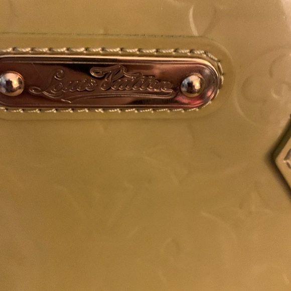 Authentic Louis Vuitton wilshire vernis satchel - Picture 2 of 7